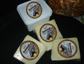 Κατσικίσιο βιολογικό τυρί